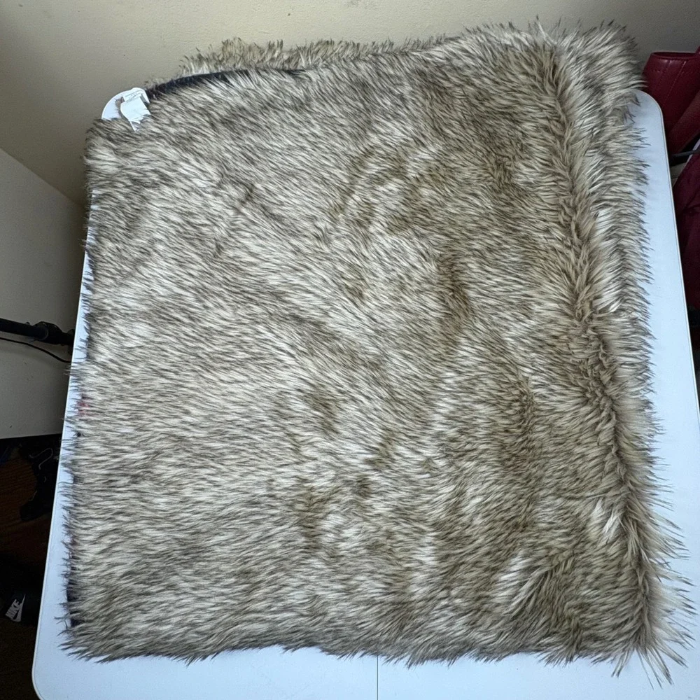 Pottery Barn Stewart Green Plaid Faux Fur Back‎ Throw Blanket 50x60 Cozy